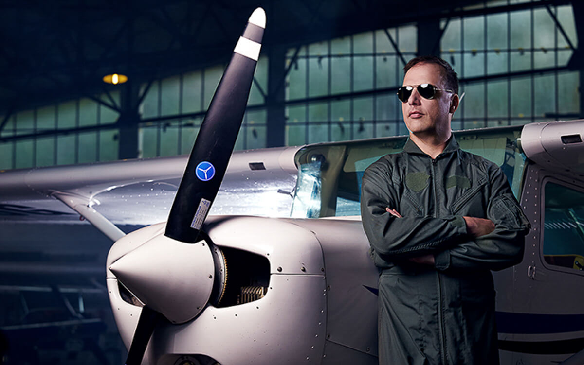 Portréfotózás során készített fotó Lengyel Zoltánról.