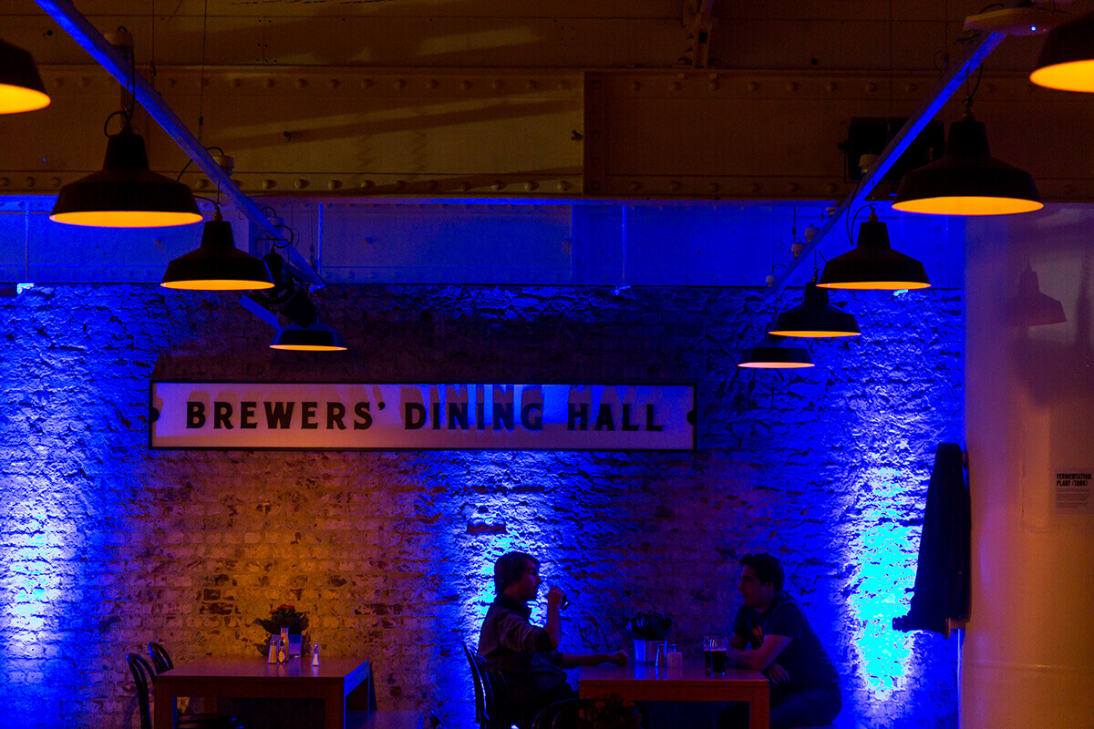 Rendezvényfotózás során készült kép a Brewers Dining Hallban.