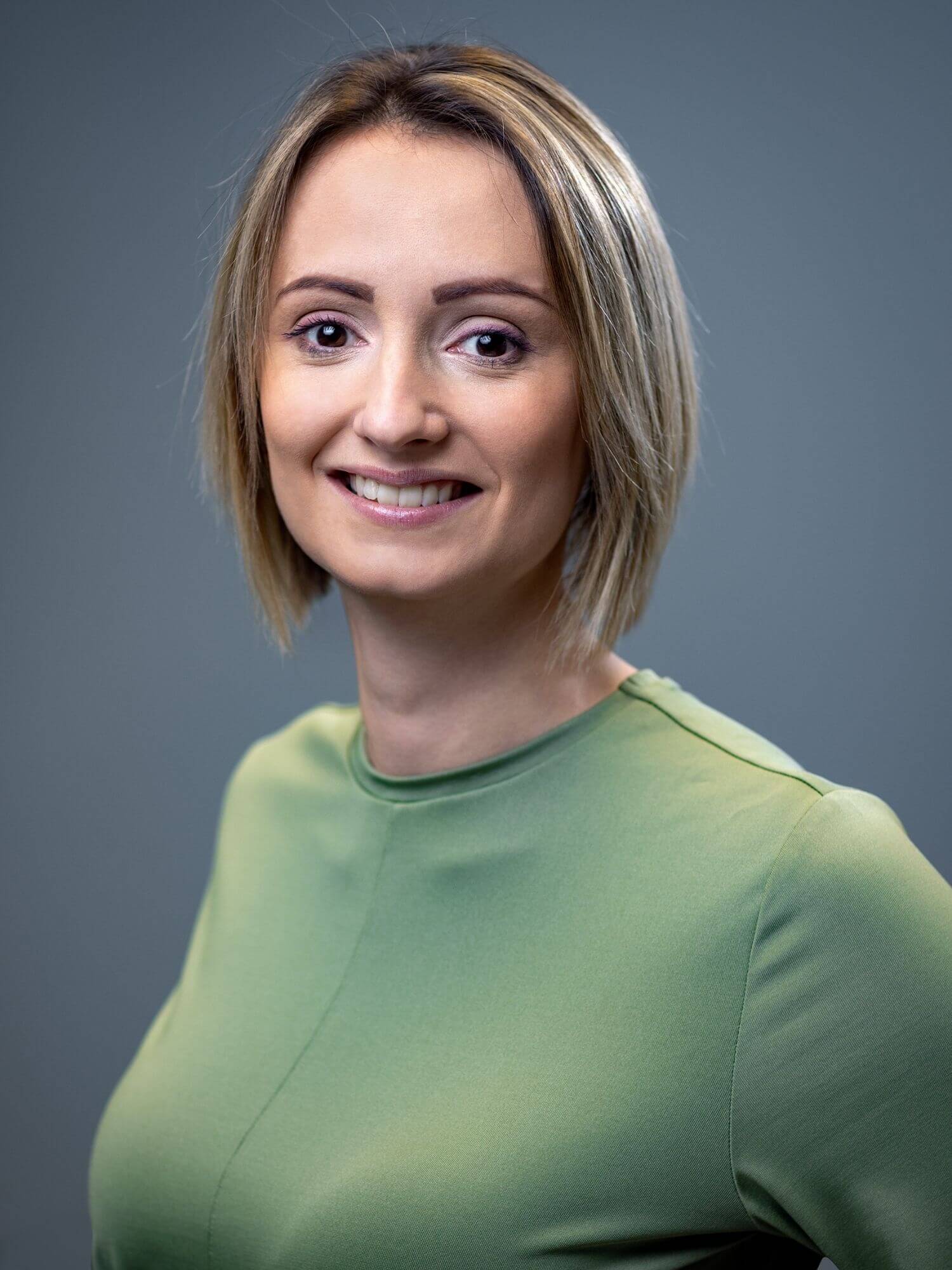 A Kaiser & Pilisi Ügyvéd Társulás portréfotózása az irodában.